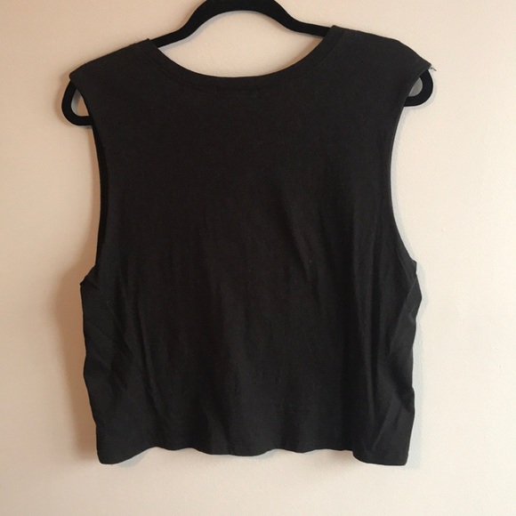 3/$15 Forever 21 NYC cropped cut off graphic tee - Picture 3 of 5